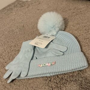 Cute Rainbow Sugar girls size 8+ light blue Pom Pom hat gloves set smile beads